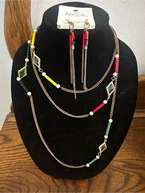 Art Deco Necklace with Nena Dangle Earrings